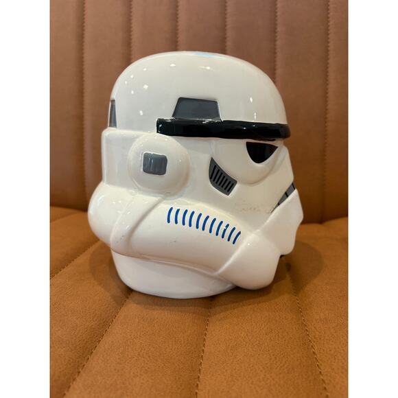 STAR WARS STORM TROOPER COIN PIGGY BANK LUCAS FILMS HELMET CERAMIC - Picture 4 of 6